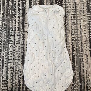 Dreamland Baby Swaddle